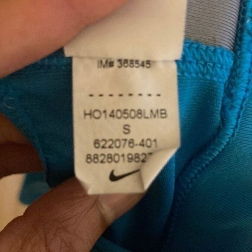 Lightly Used Small Blue Nike DRI-FIT Sports Bra Activewear - Picture 3 of 3